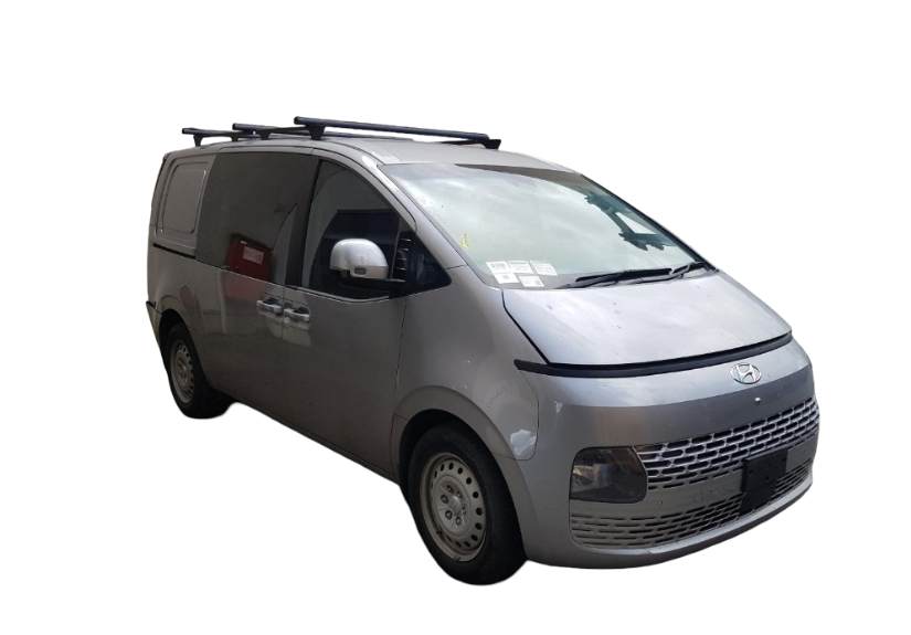 Hyundai  Staria 